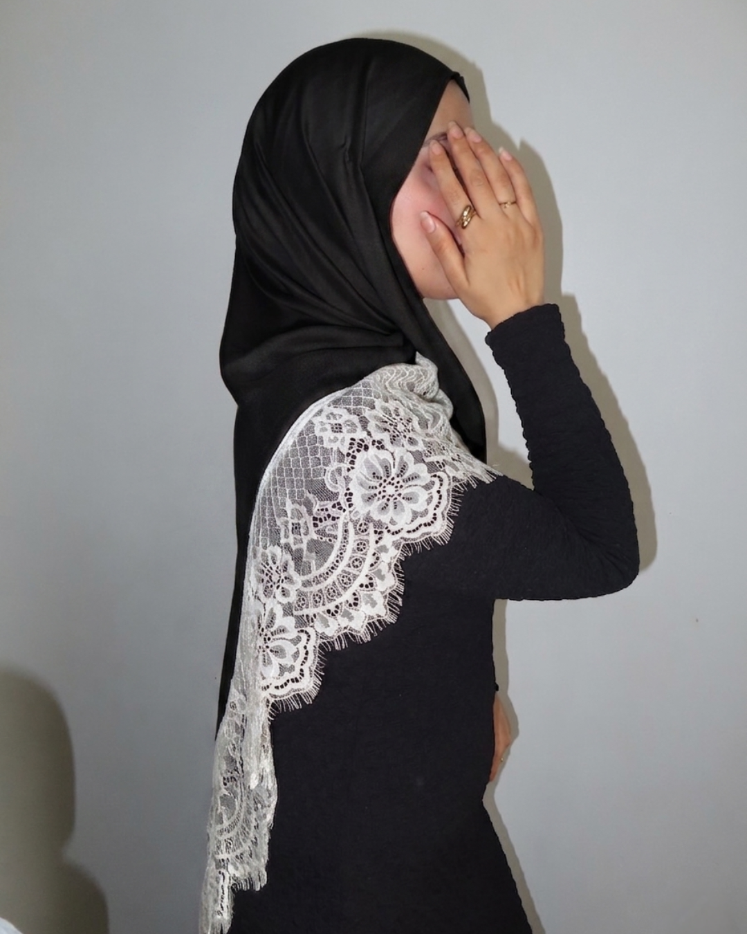 Lace Modal Hijab - Black with White Lace