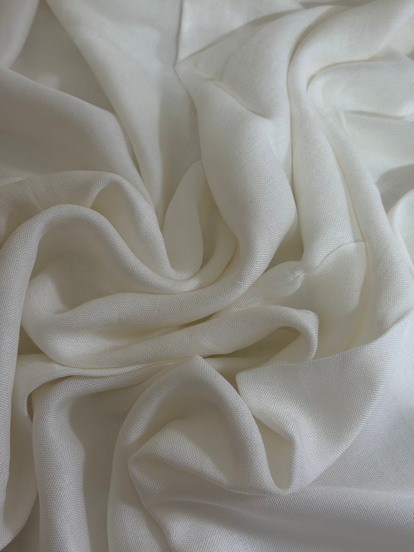Premium Modal Hijab - Ivory White