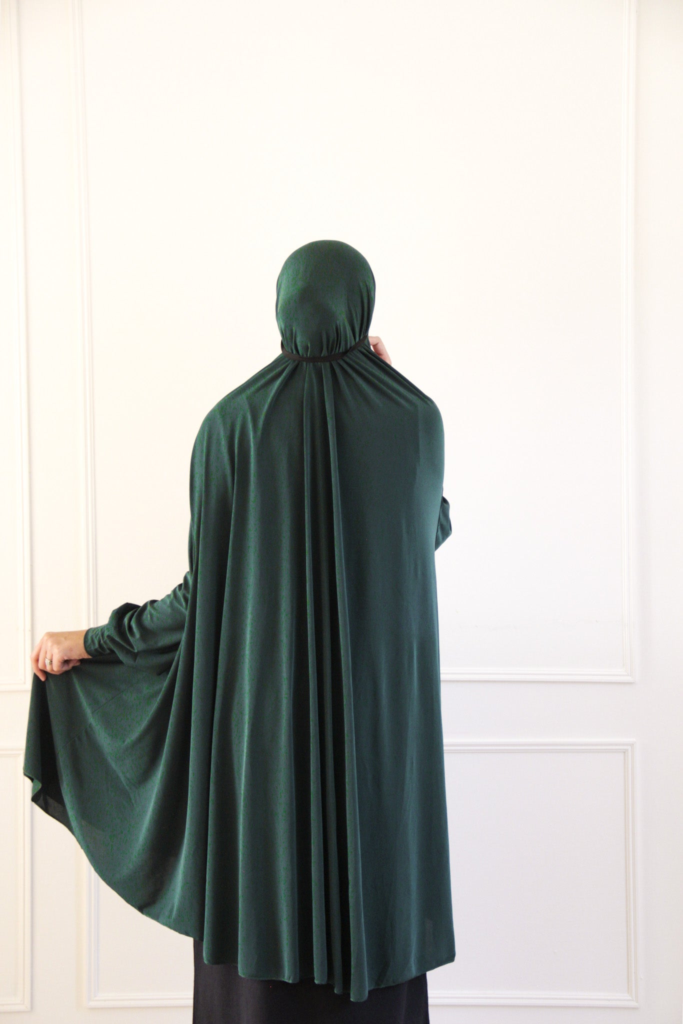 Convertible niqab on rich green Lycra khimar and prayer dress