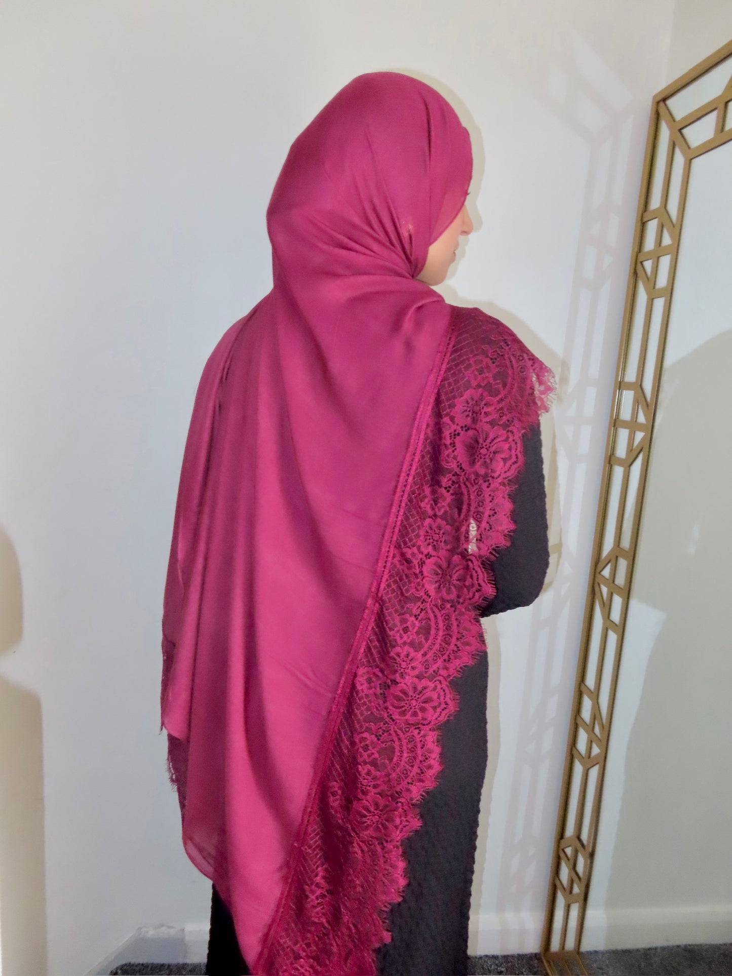 Lace Modal Hijab - Burgundy