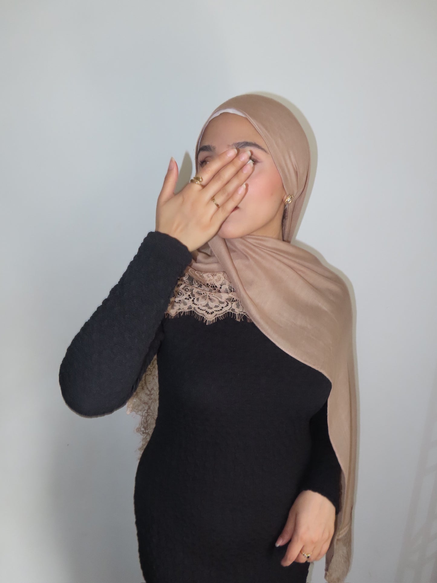 Lace Modal Hijab - Mocha