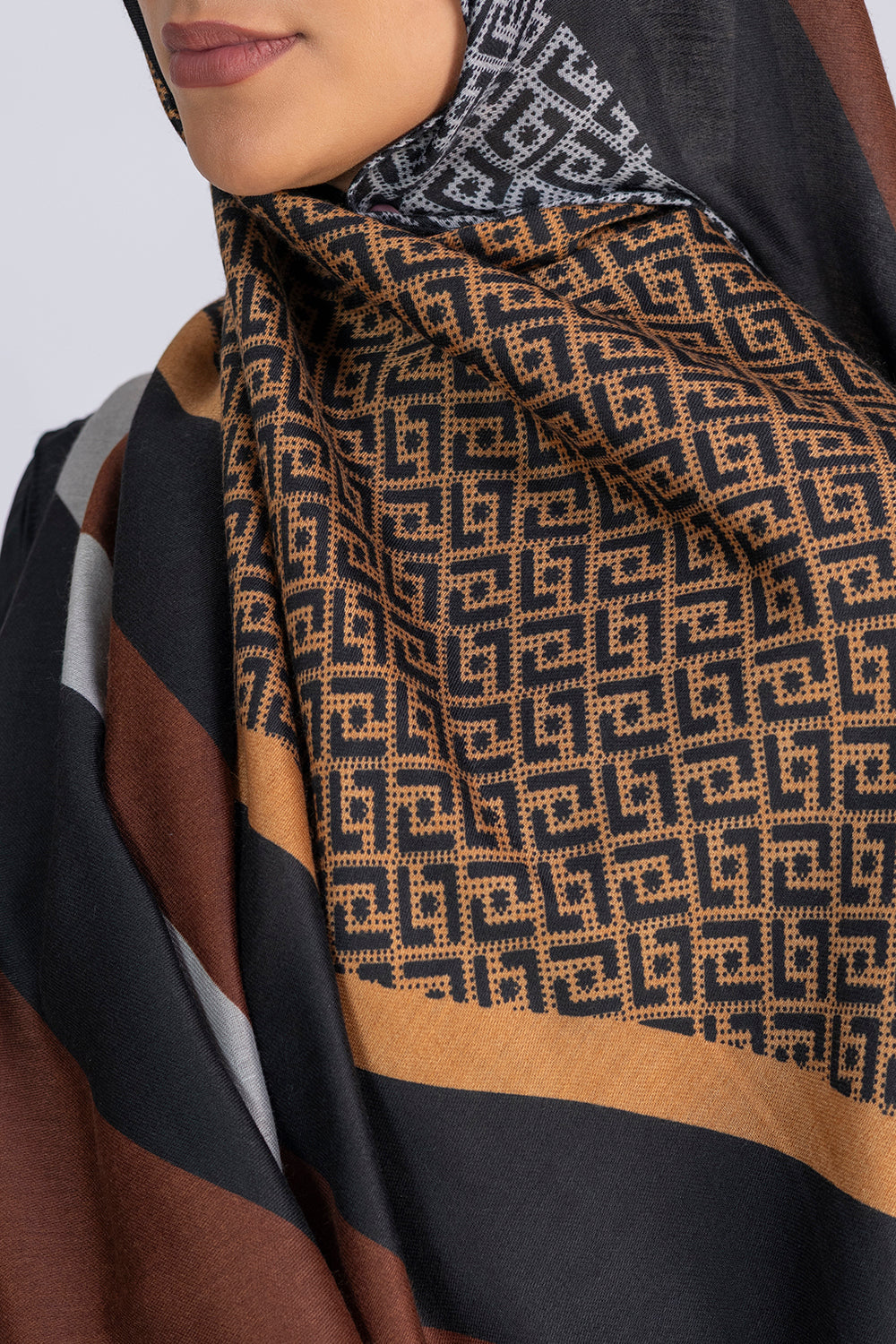 Geometric Print Hijab - Autumn Blend